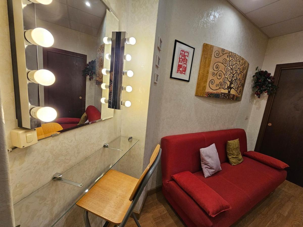 Private In Appartamento *